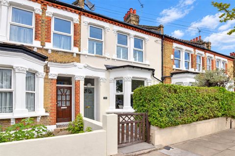Effingham Road, Lee, London SE12