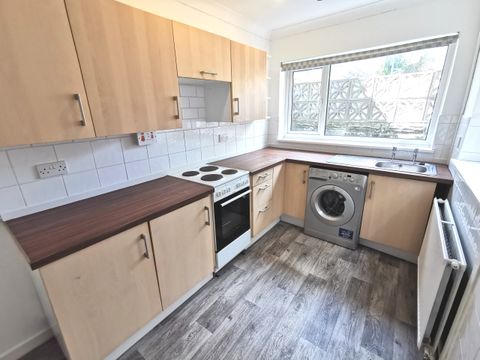Courtney Street, Swansea SA5