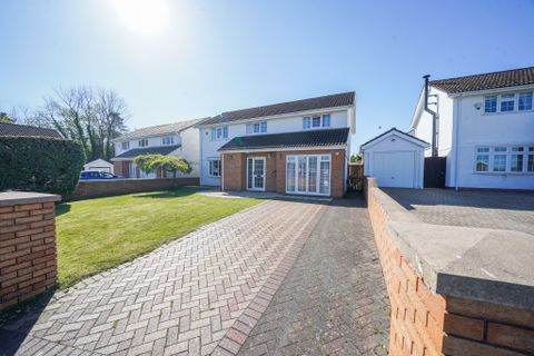 Clos Tirffordd, Swansea SA4