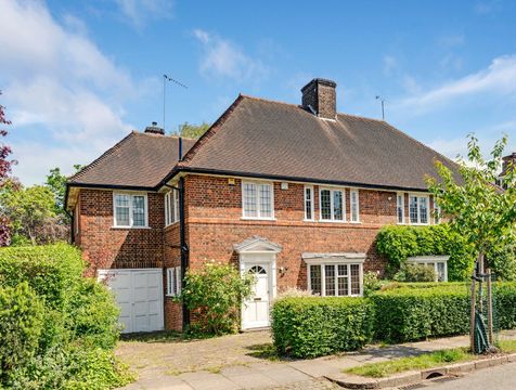 Litchfield Way, London NW11