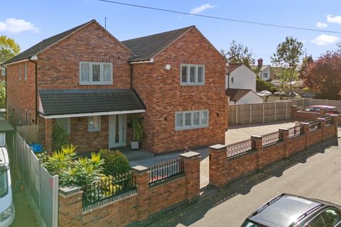 Aldermans Green Road, Coventry CV2