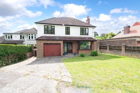 Christ Church Mount, Epsom KT19