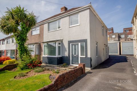 Woodford Avenue, Plympton PL7