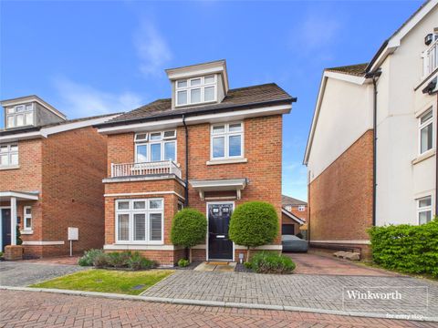 Tutor Crescent, Earley, Reading RG6