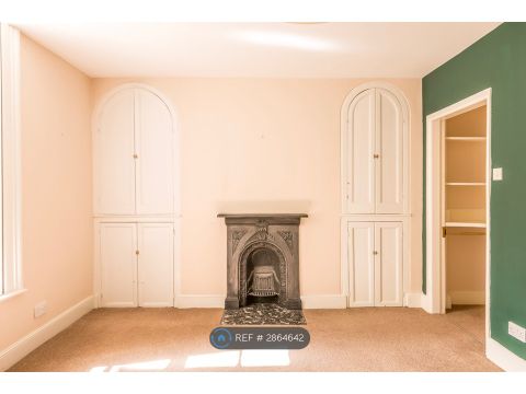 Caledonia Place, Bristol BS8