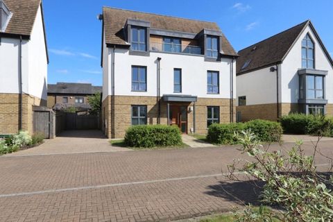 House in Oakgrove MK10 - View 2