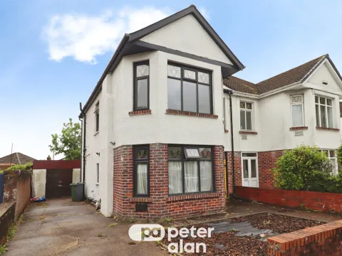 Manor Way, Cardiff CF14, Cardiff CF14