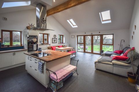 Rhydypandy Road, Morriston, Swansea SA6