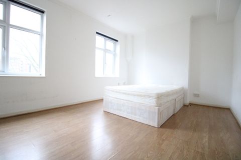 Haberdasher Place, London N1
