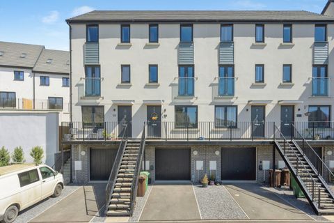 Encombe Street, Plymouth, Devon PL9