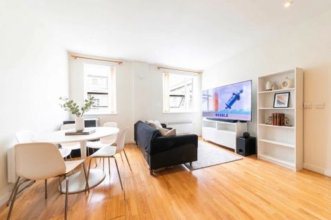 Bromyard Avenue, London, (Inclusive Of Water) W3