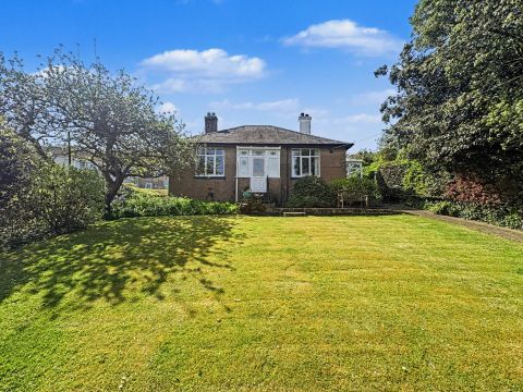 Merafield Road, Plymouth PL7