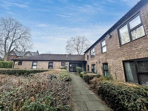 Lyndhurst Road, Forest Hall, Newcastle Upon Tyne NE12