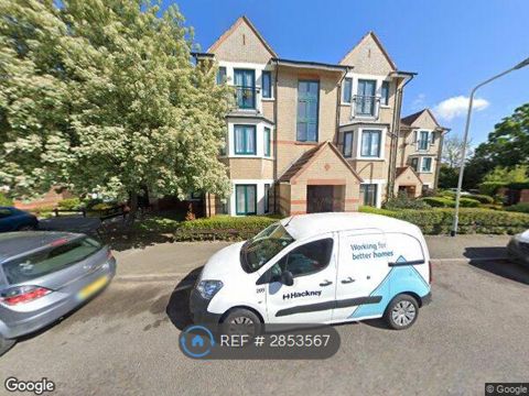 Peel Close, London E4