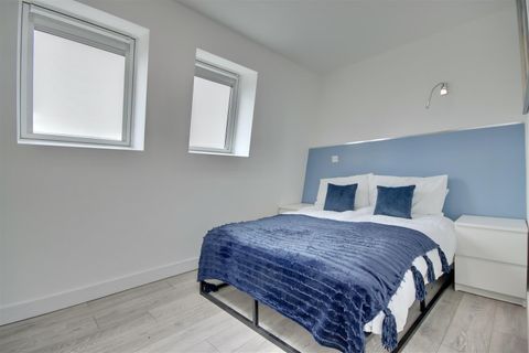 Canal Walk, Portsmouth PO1, Room to rent