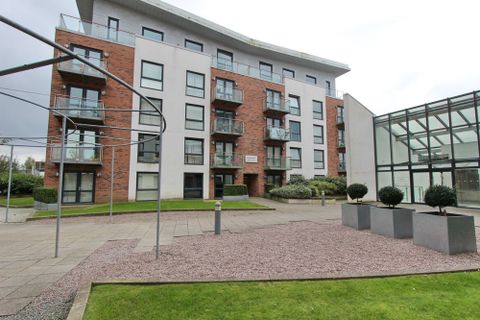 Longfield Centre, Prestwich M25