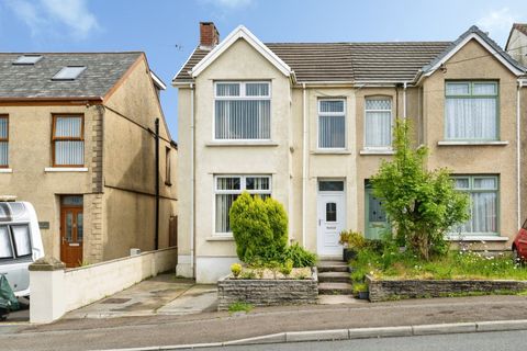 House in Upper Loughor, Llwchwr - View 2