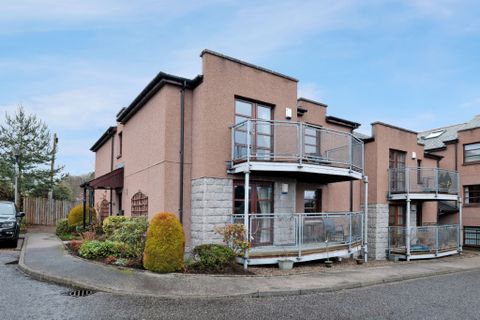 Kirklea Gardens, Cults, Aberdeen AB15