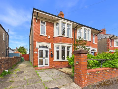 Pedair Erw Road, Heath, Cardiff. CF14