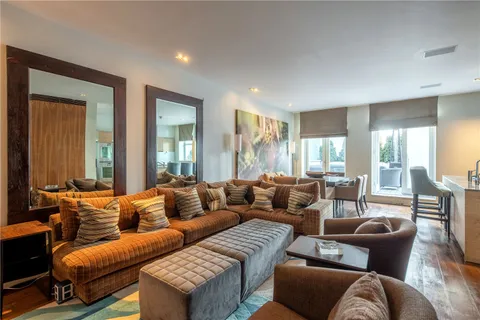 Apartment in London, South Kensington - View 5