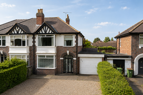 Braunstone Lane, Leicester, Leicestershire LE3