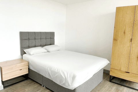 Apartment in Manchester, Collyhurst - View 2
