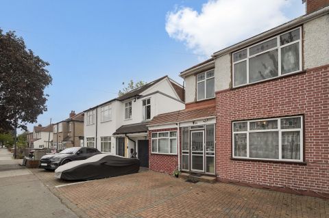 Streatfield Road, Kenton HA3