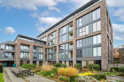 Apartment in Bristol, Canon's Marsh, Spike Island - View 5