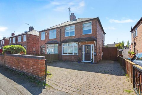 West Avenue, Stapleford NG9