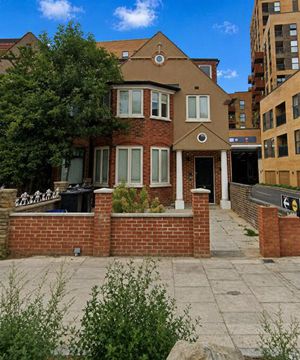 East Acton Lane, Acton W3, Studio to rent