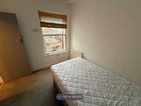 Furness Road, Manchester M14 - More