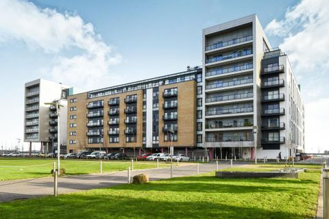 Ferry Court, Cardiff CF11