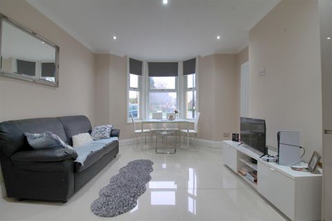 Salters Road, Gosforth NE3