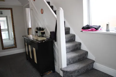 House in Manchester, Chorlton-cum-Hardy, Greater Manchester - View 5