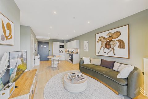 38 Aerodrome Road, Colindale | London NW9, Studio to rent