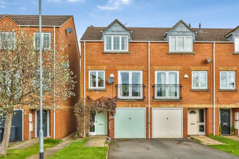 Little Holland Gardens, Nuthall, Nottingham NG16