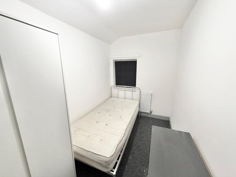 James Turner Street, Birmingham B18, Room to rent
