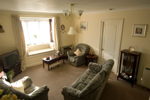 Apartment in Southampton, Regents Park - More