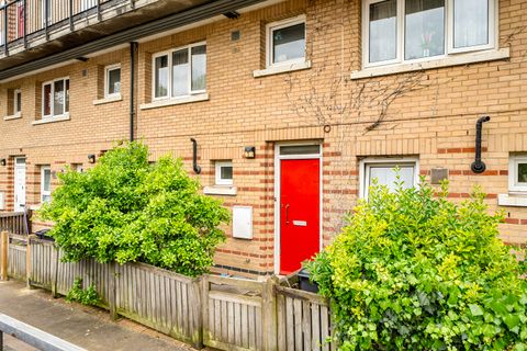 Milton Court Road, London SE14