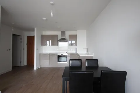 Apartment in Birmingham, West Midlands - View 5