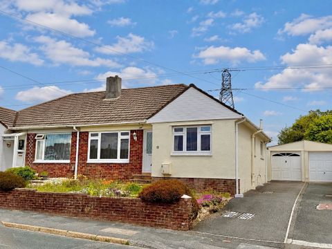 Kingswear Crescent, Eggbuckland, Plymouth PL6 - View 2