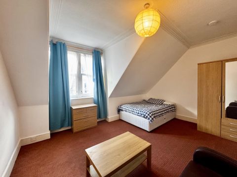 48 Chapel Street, Aberdeen AB10