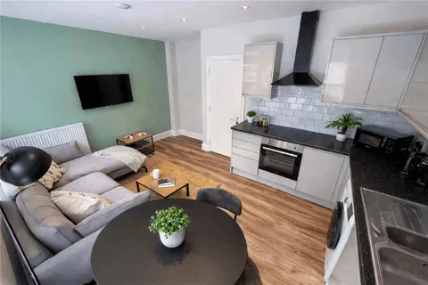 Apartment in Bristol, Cliftonwood, Hotwells - View 5