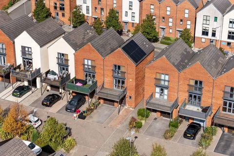 Yr Hafan, Swansea SA1