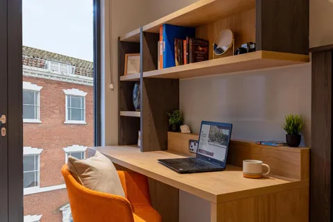 Apartment in Bristol, Stokes Croft, Kingsdown - View 5