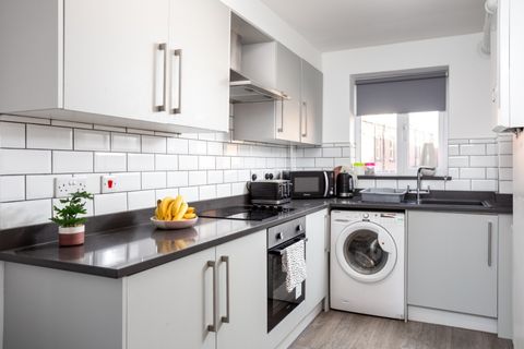 Apartment in Leeds LS6 - More