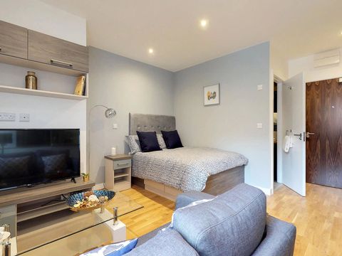 Apartment in Sheffield, City Centre, South Yorkshire - View 2