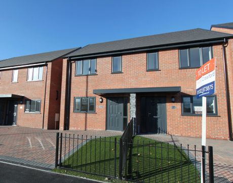 Piccadilly, Bulwell NG6