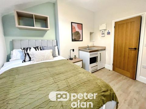 Fitzhamon Embankment, Cardiff CF11, Room to rent