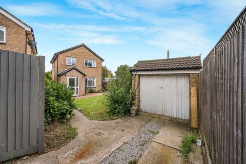 Edward Clarke Close, Danescourt CF5